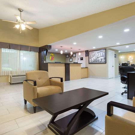 Super 8 By Wyndham Aberdeen Southern Pines Экстерьер фото