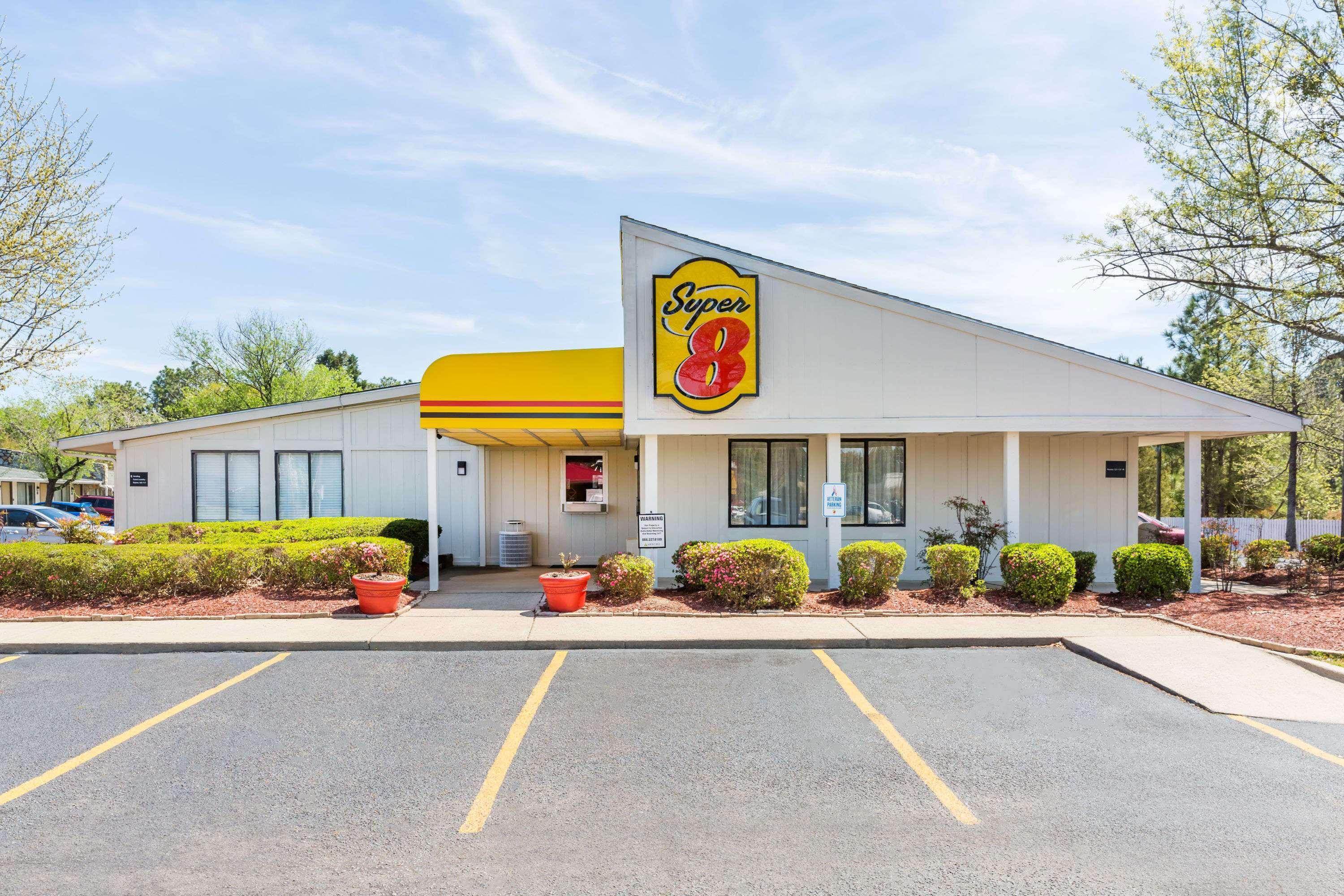 Super 8 By Wyndham Aberdeen Southern Pines Экстерьер фото